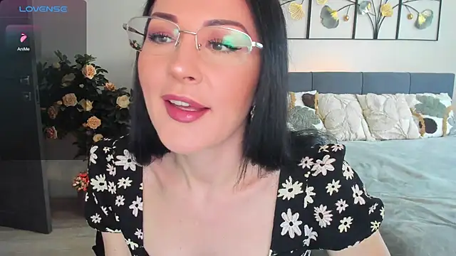 KerryCandy Girl online show from April 24, 8:28 am