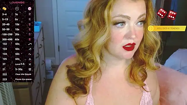 Snapshot of Cateycakes chatting on October 18, 12:52 pm Cateycakes online show from October 18, 12:52 pm