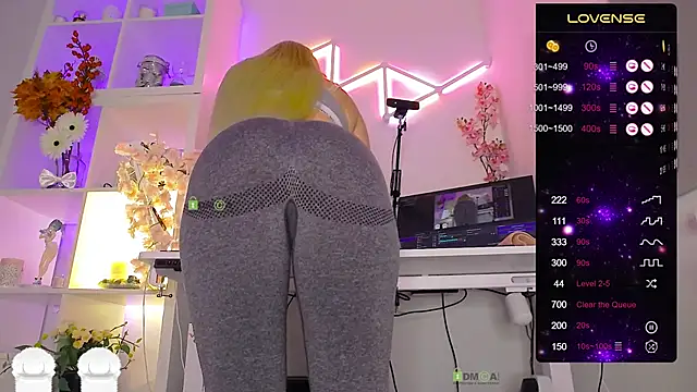 Elena-Marilyn online show from September 18, 8:07 pm