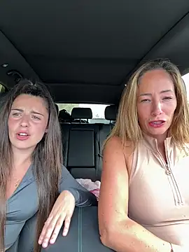 SweeetAlegra online show from April 23, 1:35 pm