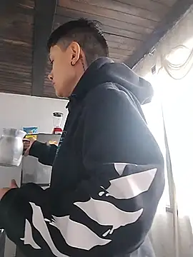 girl intense444 online show from January 16, 1:51 pm