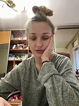 Hotty Evochka online show from December 14, 12:22 pm