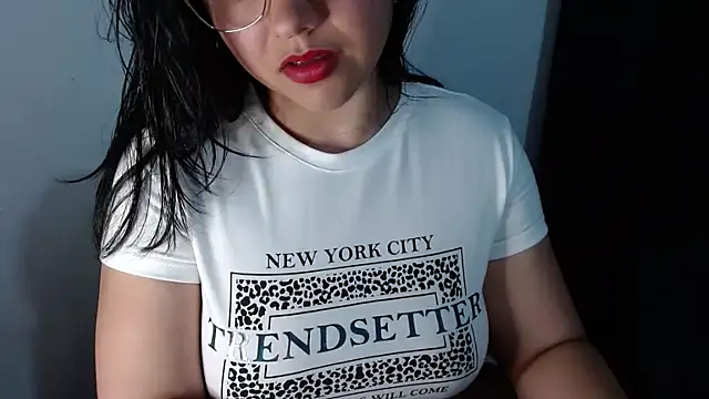 Snapshot of lizbodu chatting on October 13, 12:24 am lizbodu online show from October 13, 12:24 am