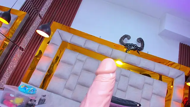 bigass monic online show from April 23, 2:52 am