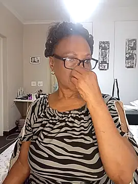 Snapshot of Hotgrannyx chatting on September 26, 2:09 am Hotgrannyx online show from September 26, 2:09 am