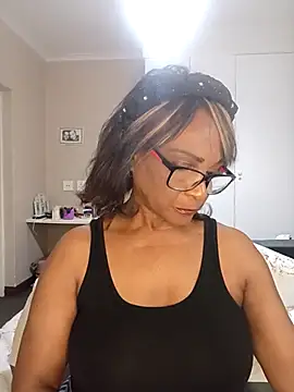 Snapshot of Hotgrannyx chatting on September 19, 9:30 am Hotgrannyx online show from September 19, 9:30 am