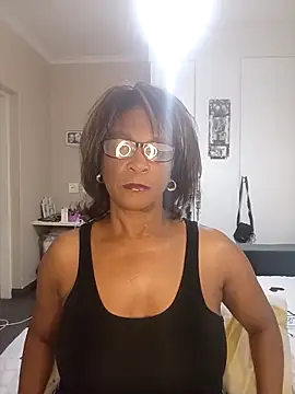 Snapshot of Hotgrannyx chatting on October 12, 6:16 am Hotgrannyx online show from October 12, 6:16 am