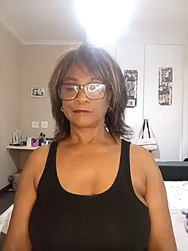 Snapshot of Hotgrannyx chatting on September 22, 9:52 am Hotgrannyx online show from September 22, 9:52 am
