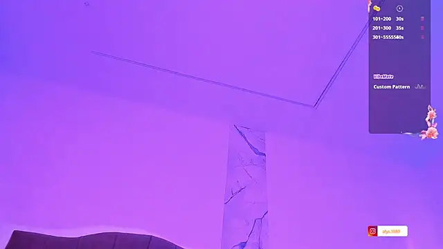 alysson 18 online show from November 17, 1:23 pm