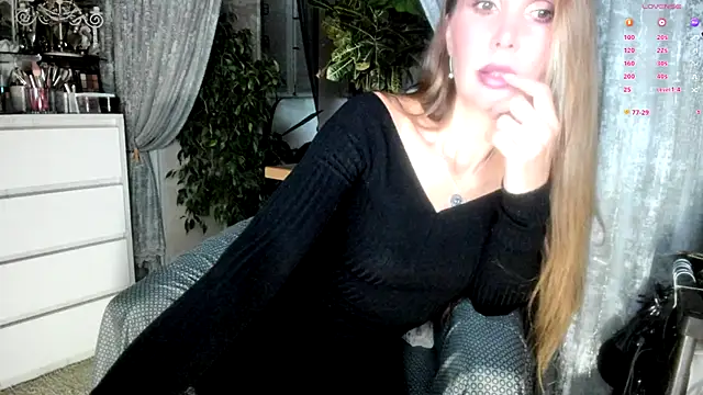 Aurora108 online show from November 9, 10:27 pm