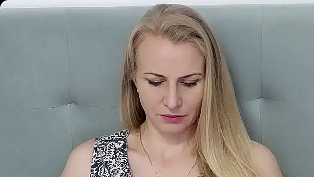 K  Adrienne online show from June 13, 5:27 am