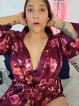Snapshot of VickyHoult chatting on September 28, 7:30 pm VickyHoult online show from September 28, 7:30 pm