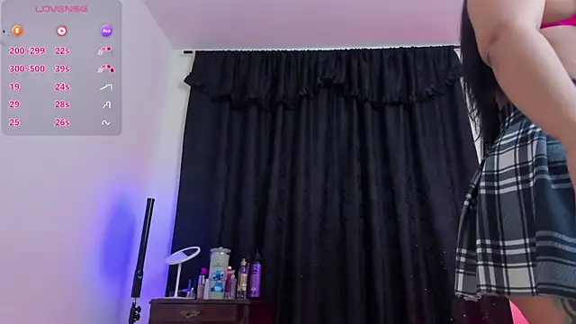 Roxahank online show from April 28, 4:16 am