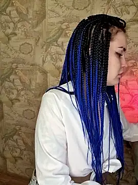 LazyTanukii online show from January 14, 6:51 am