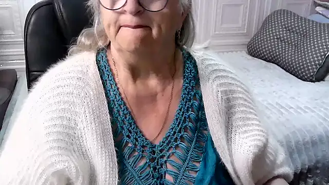 LolkaAlyss online show from April 27, 9:28 am