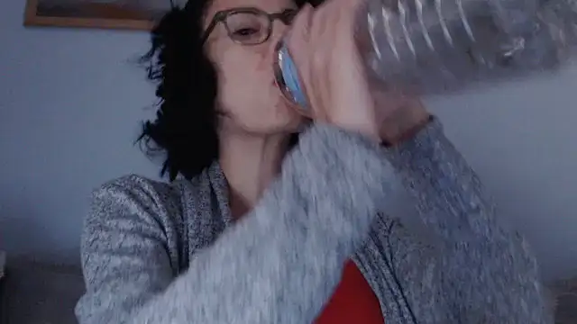 cleophee online show from November 18, 8:15 am