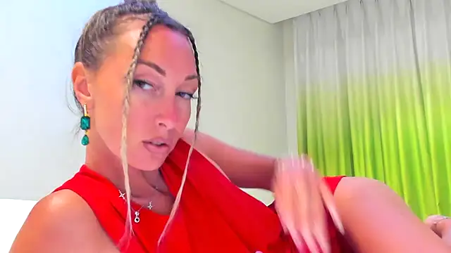 StarryHanna online show from June 9, 9:30 am