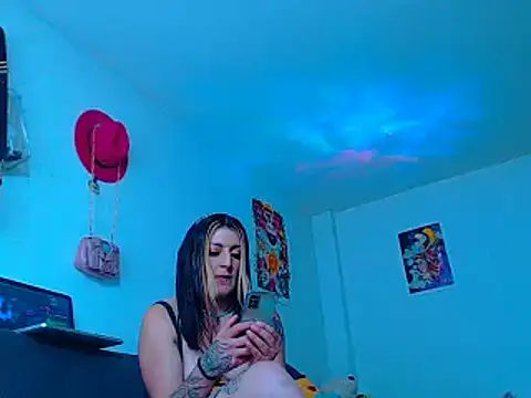 MARIANAWEED online show from December 13, 7:53 pm