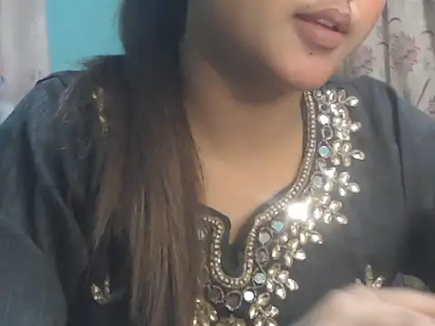 NancyRuvi online show from February 15, 4:17 pm