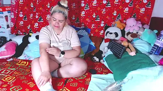 estrellita fugaz16x online show from April 24, 12:13 am