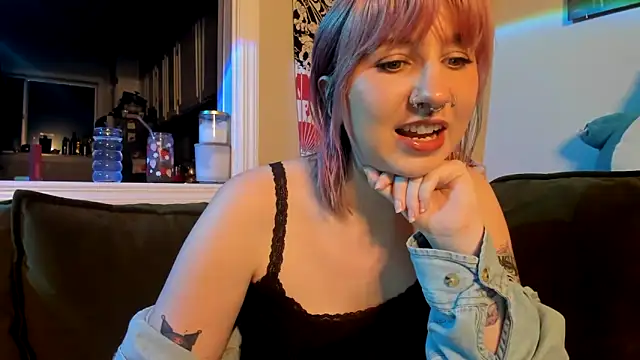 LedaBun online show from March 9, 5:54 am