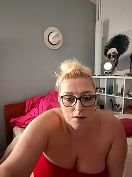 winniess40 online show from January 19, 9:27 am