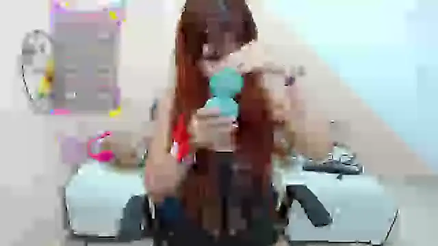 miss tinnymafe online show from September 27, 4:19 am