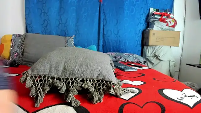 BlowMommy  online show from March 8, 11:14 am