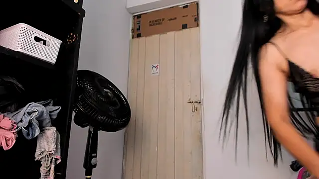 BlowMommy  online show from February 7, 3:38 pm