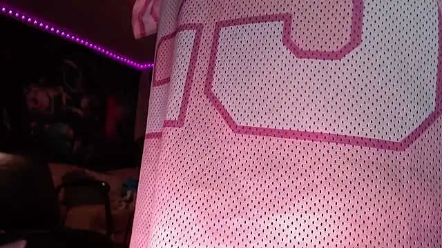 lil daisy7 online show from March 13, 5:42 am