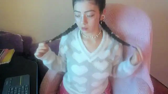 Sammysammy  online show from April 29, 8:50 am