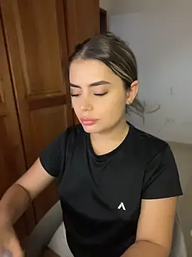 Miss valeriaa online show from April 26, 10:07 pm