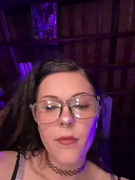 BlaizeyBBy online show from March 13, 4:47 am