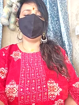 cute-tanvi online show from April 22, 2:52 am