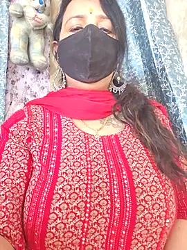 cute-tanvi online show from April 23, 3:03 am