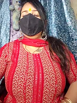 cute-tanvi online show from April 26, 11:35 pm