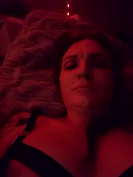 MaddisonX online show from January 13, 11:25 am