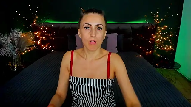 Rebecca Diamond online show from September 13, 12:02 pm