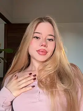 curchez  online show from April 27, 9:23 pm