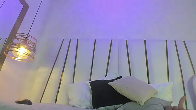 elena mature online show from April 22, 7:11 pm