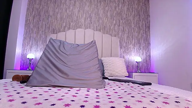 raven lilith  online show from November 21, 3:30 am