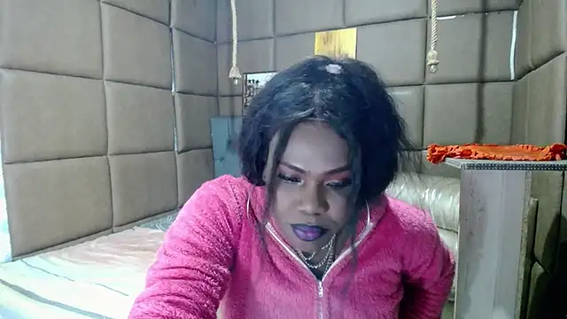 CatrinaGill online show from November 11, 1:01 am