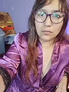 lady- online show from April 18, 12:46 am