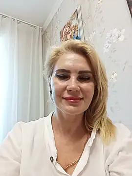 JennyOMay online show from June 24, 4:33 am