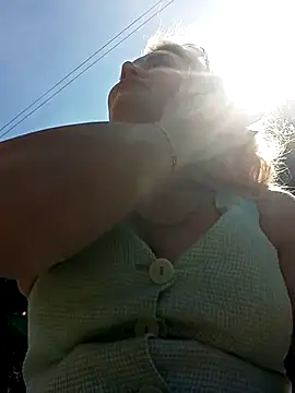 JennyOMay online show from July 15, 4:39 am