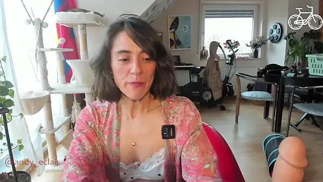 tinny williams online show from March 11, 3:03 pm