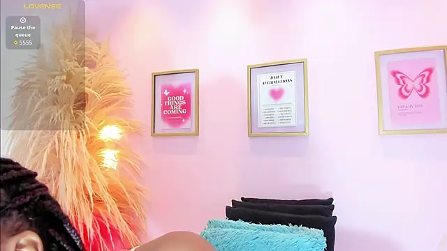 EmmySweett online show from October 10, 8:14 pm