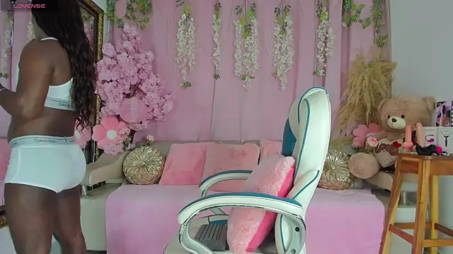 SammyGirlTS online show from October 30, 11:44 am