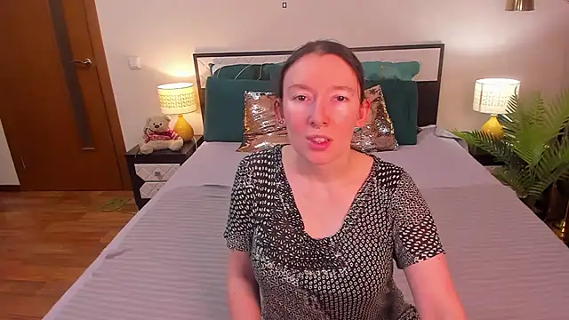 CatherineWalls online show from March 12, 7:55 am