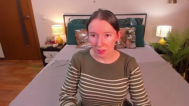 CatherineWalls online show from March 9, 5:32 am